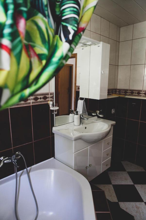 Kmetija Pecnik Apartman Prevalje Kültér fotó